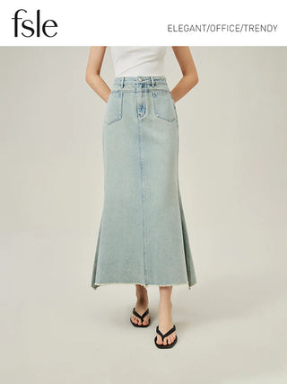 OVERSIZED DENIM SKIRT